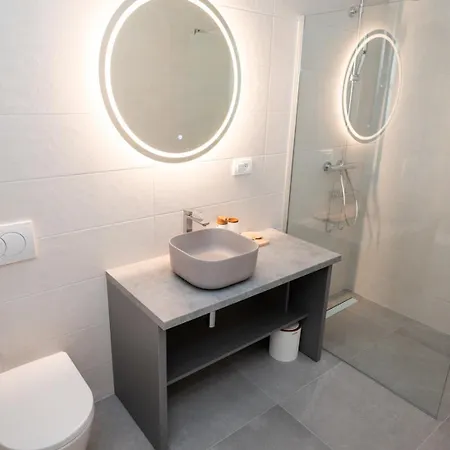 Thora Villa Podorljak