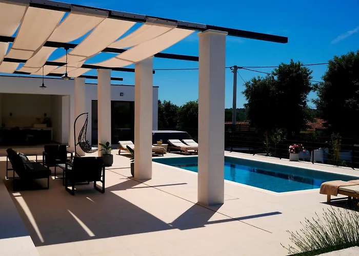 Thora Villa Podorljak