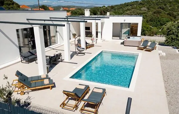 Villa Thora Podorljak